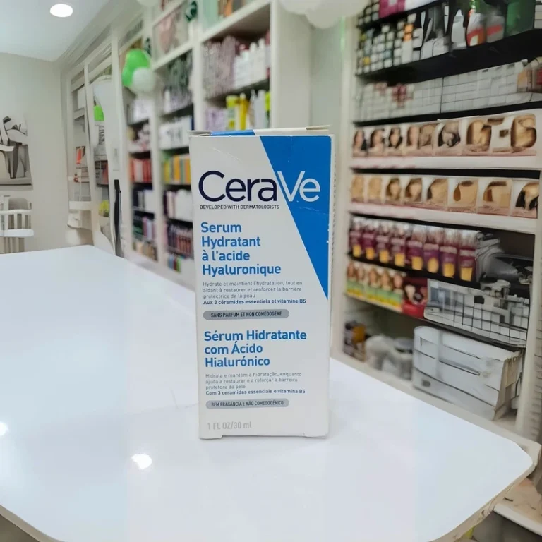 CeraVe Hydrating Hyaluronic Acid Serum (30 ml) 2 CeraVe Hydrating Hyaluronic Acid Serum (30 ml) - Image 2