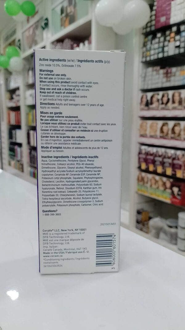CeraVe Skin Renewing Day Cream SPF 30 (50 g) - Image 2