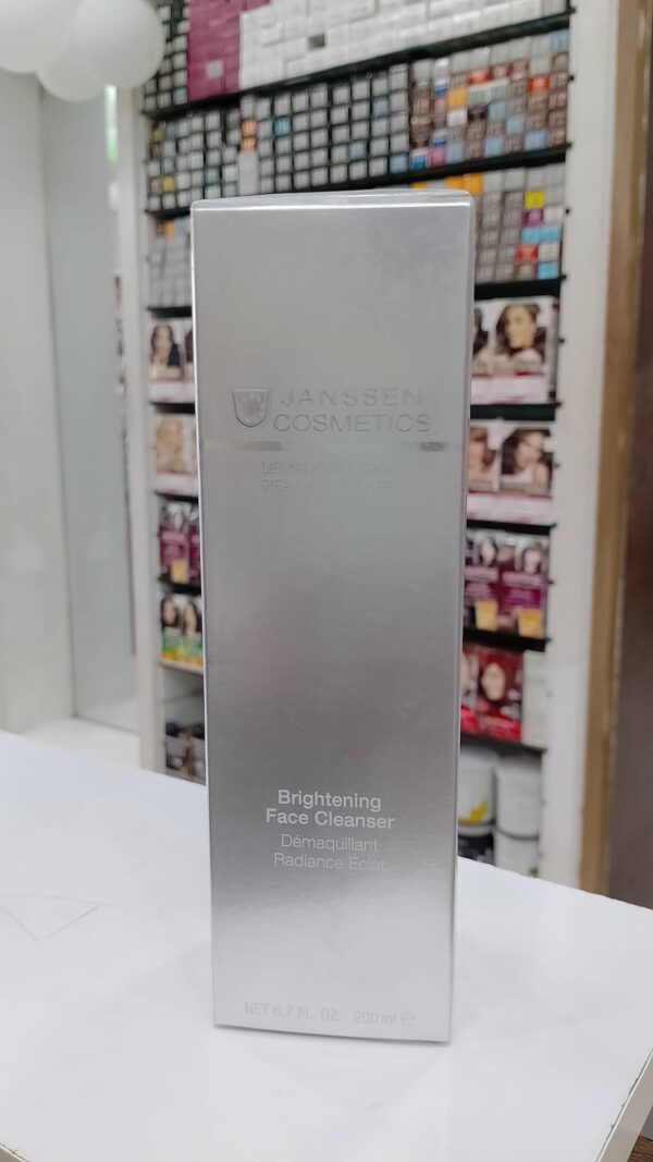 Janssen Cosmetics Brightening Face Cleanser (200 ml)