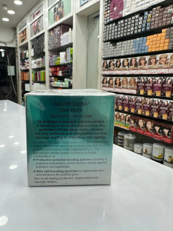 Neutrogena Skin Detox Dual Action Moisturiser (50ml) 4 Neutrogena Skin Detox Dual Action Moisturiser (50ml) - Image 4