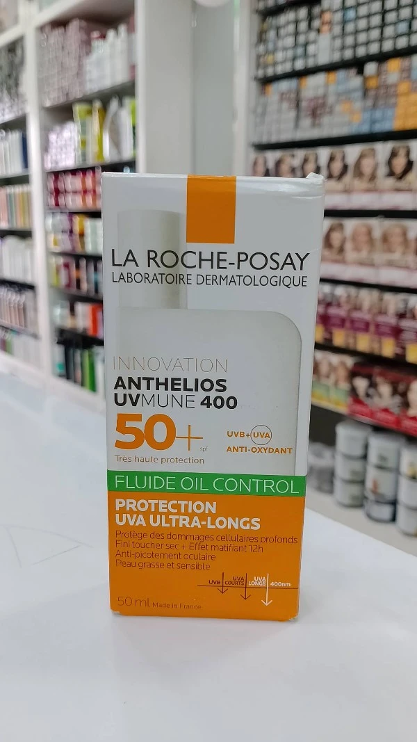 La Roche Posay Anthelios Oil Control Fluid SPF50+ for Oily Blemish-Prone Skin (50ml) 2 La Roche Posay Anthelios Oil Control Fluid SPF50+ for Oily Blemish-Prone Skin (50ml) - Image 2