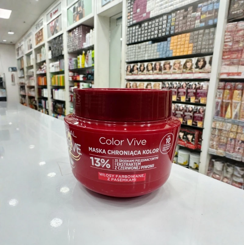 L’Oréal Paris Elseve Color Vive Hair Mask for Color-Treated Hair (300ml) 3 L’Oréal Paris Elseve Color Vive Hair Mask for Color-Treated Hair (300ml) - Image 3