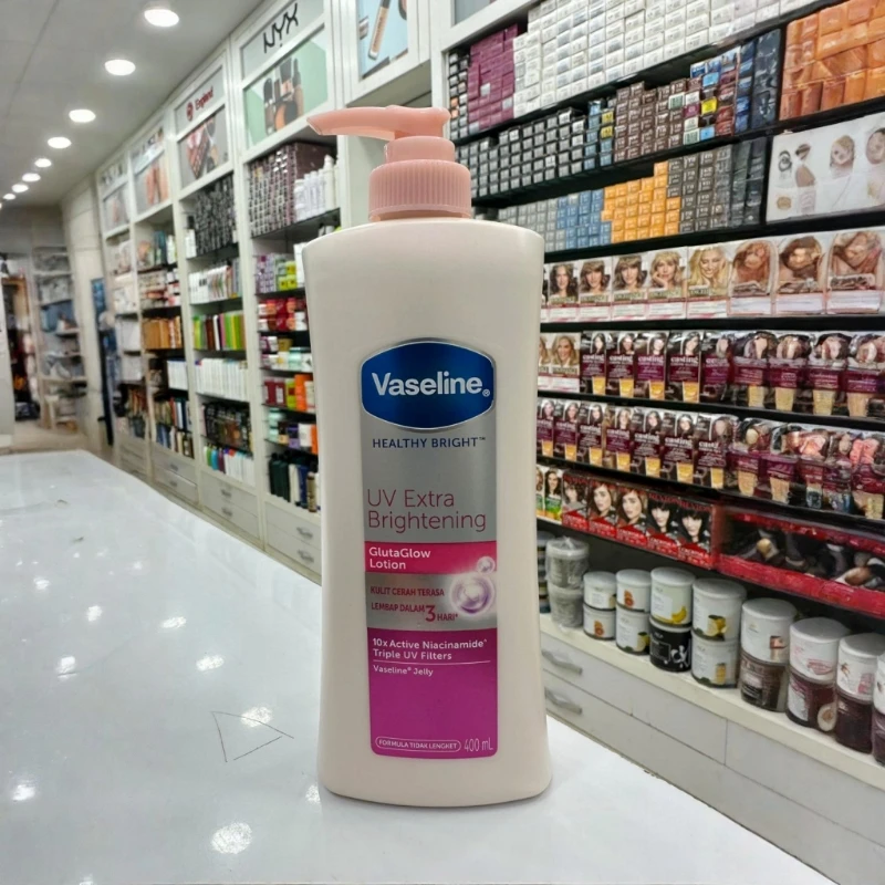 Vaseline UV Extra Brightening GlutaGlow Lotion (400ml) 2 Vaseline UV Extra Brightening GlutaGlow Lotion (400ml) - Image 2