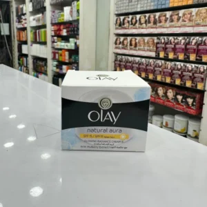 Olay Natural Aura Glowing Radiance Day Cream with SPF 15 (50g)