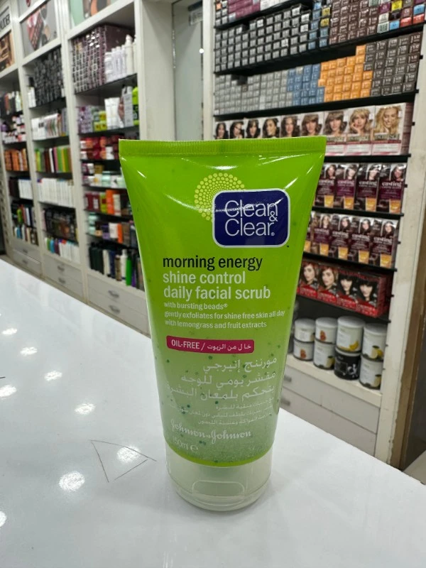 Clean & Clear Morning Energy Shine Control Daily Facial Scrub - 150ml 2 Clean & Clear Morning Energy Shine Control Daily Facial Scrub - 150ml - Image 2