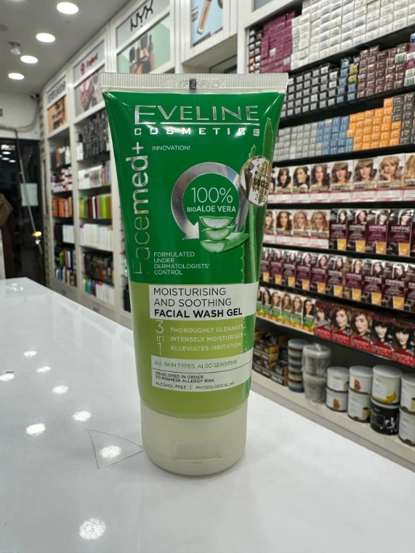Eveline Facemed+ Moisturizing & Soothing 100% Bio Aloe Vera 3in1 Facial Wash Gel - 150ml 2 Eveline Facemed+ Moisturizing & Soothing 100% Bio Aloe Vera 3in1 Facial Wash Gel - 150ml - Image 2