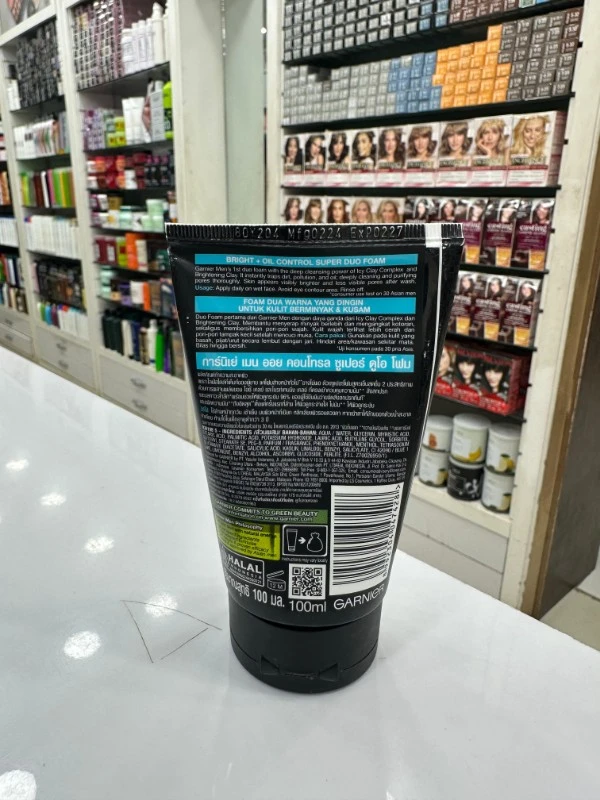 Pond’s Men Acne Solution Acne Defense + Oil Fighter Facial Foam - 100ml 3 Pond’s Men Acne Solution Acne Defense + Oil Fighter Facial Foam - 100ml - Image 3