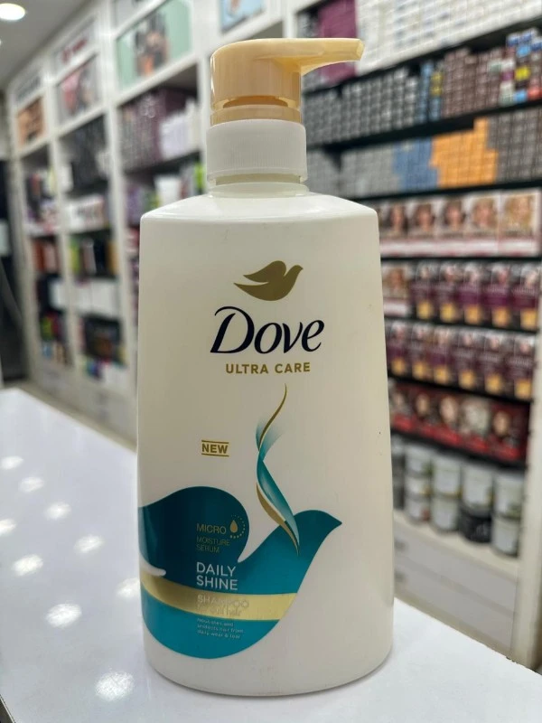 Dove Ultra Care Daily Shine Shampoo for Dull Hair - 680ml 2 Dove Ultra Care Daily Shine Shampoo for Dull Hair - 680ml - Image 2