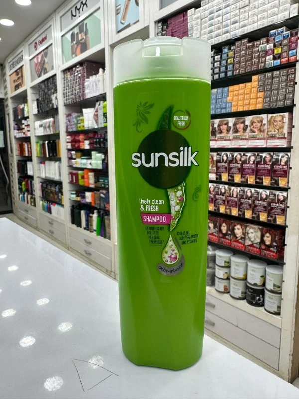 Sunsilk Lively Clean & Fresh Shampoo - 300ml 2 Sunsilk Lively Clean & Fresh Shampoo - 300ml - Image 2